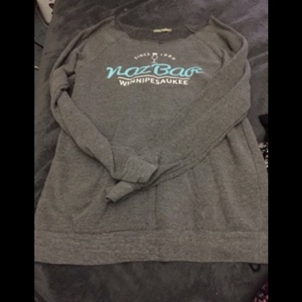 Sweatshirt